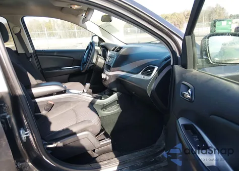 2016 Dodge Journey Sxt z USA, uszkodzony, nr VIN 3C4PDCBG0GT206107